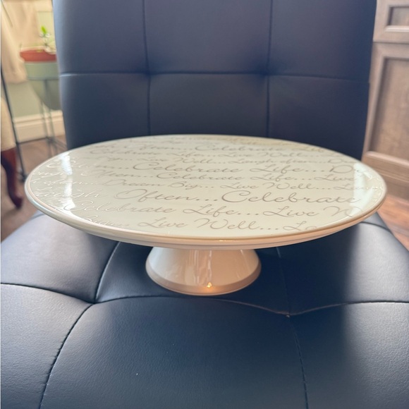 Porcelain Cake Stand - Picture 2 of 3